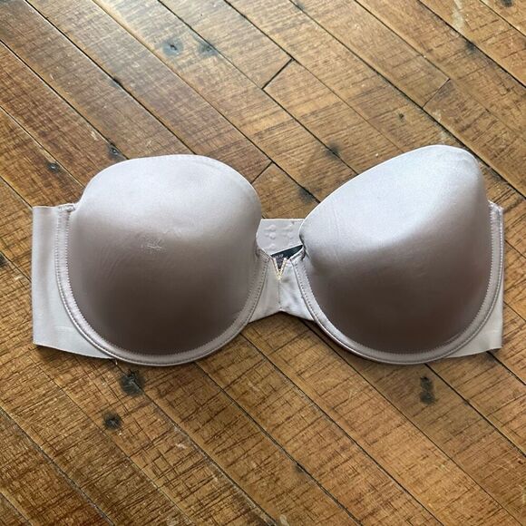 Victoria's Secret Other - Victoria’s Secret nude lined strapless 36D multi-way bra